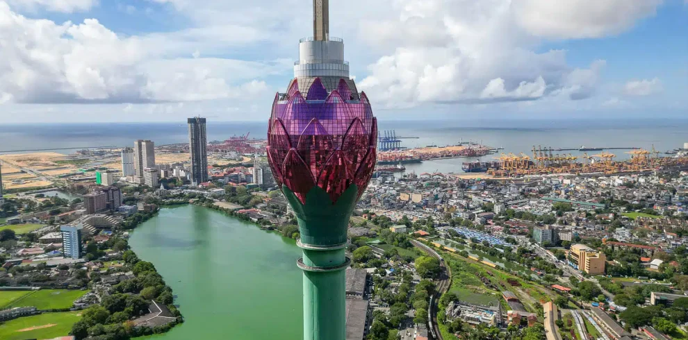 lotus tower colombo sri lanka 11.jpg
